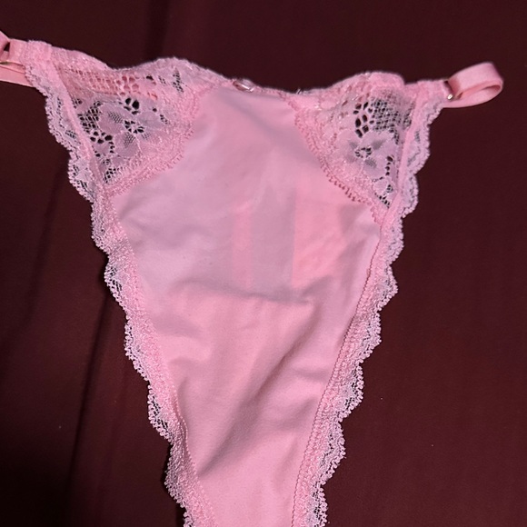 💥Victoria’s Secret - Picture 1 of 2